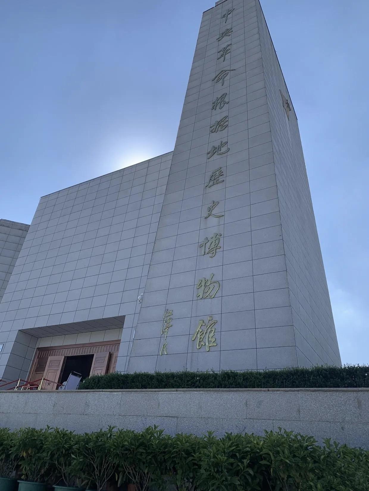 江西，热烈欢迎各位来宾与朋友们